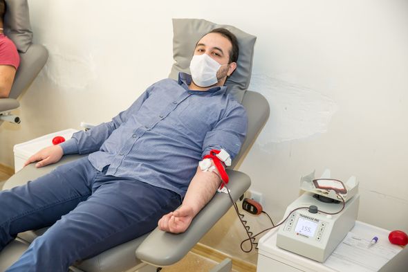 "Kontakt Home" kollektivi talassemiyalı xəstələr üçün qan verib - FOTO