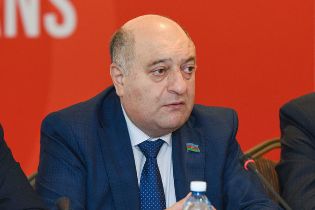 Komitə sədri: 