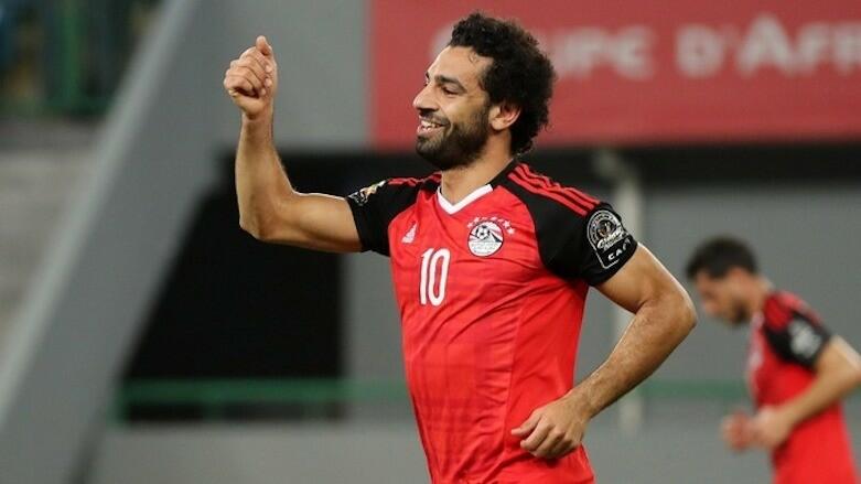 Tanınmış futbolçu doğma kəndini dezinfeksiya etdirdi