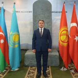 Dünya Türk Dili Ailəsi Günü və Türk Akademiyasının 15 illiyi Astanada qeyd olunub