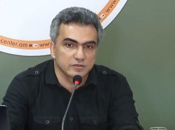 Edqar Vardanyan: 