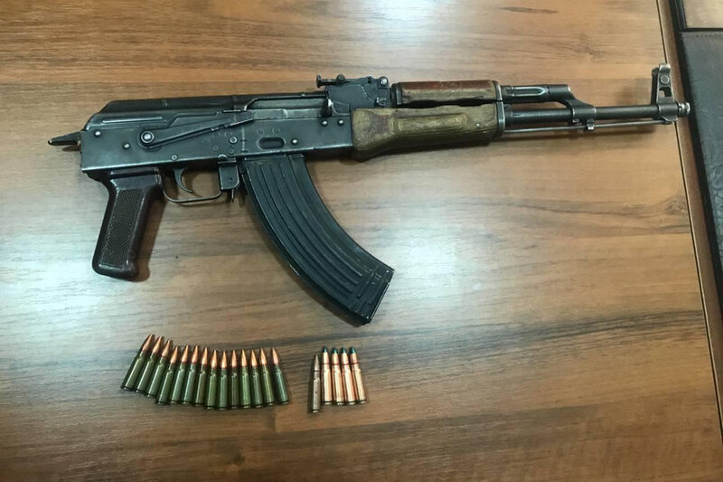 Bakıda üzərində "Kalaşnikov" gəzdirən şəxs saxlanıldı
