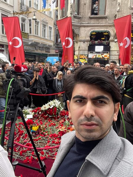 Azərbaycanlı jurnalistlər İstanbulda terror qurbanlarının xatirəsini yad ediblər - FOTO