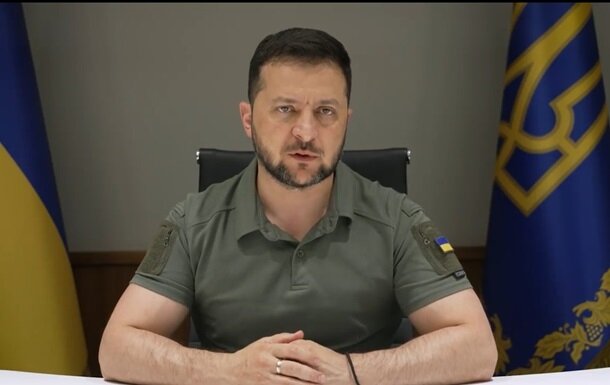Pulu kim verirsə, müharibəni də, musiqini də o sifariş edir