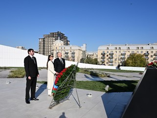 İlham Əliyev Bakıda Zəfər parkının açılışında iştirak edib - FOTOLAR