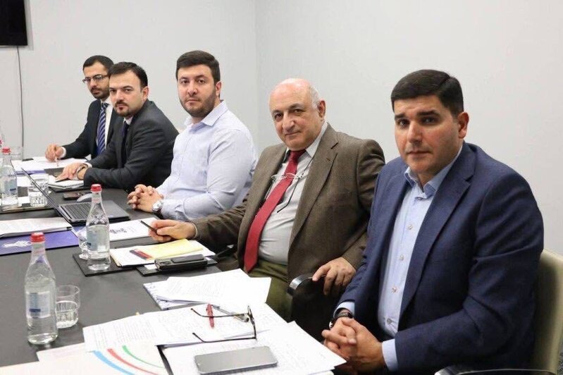 30 il sonra Azərbaycan təyyarəsi İrəvana endi: 