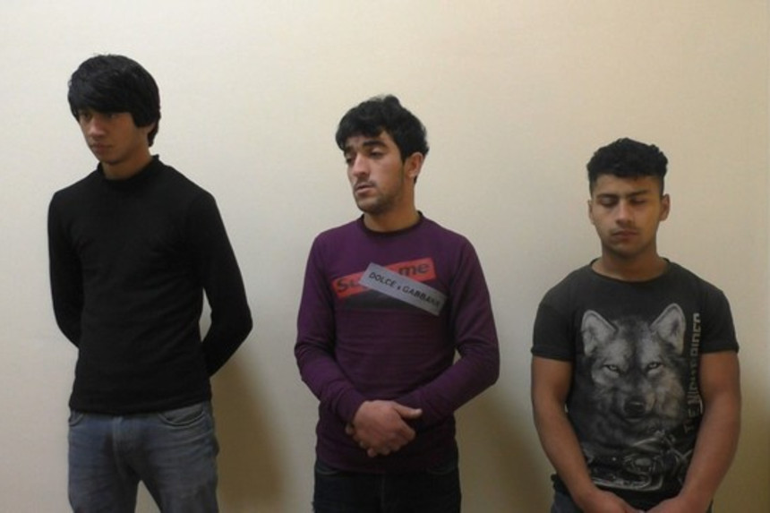 Dəstə üzvləri mağazalardan silsilə oğurluq etdi