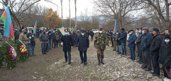 Qubada şəhid olan hərbi qulluqçu dəfn edilir - FOTO