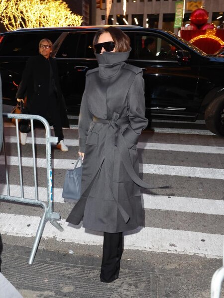 Viktoriya soyuqdan qorunmaq üçün bu yola əl atdı - FOTO