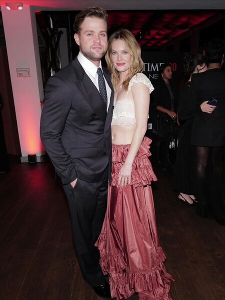 Məşhur aktrisa sevgilisi ilə - FOTOLAR