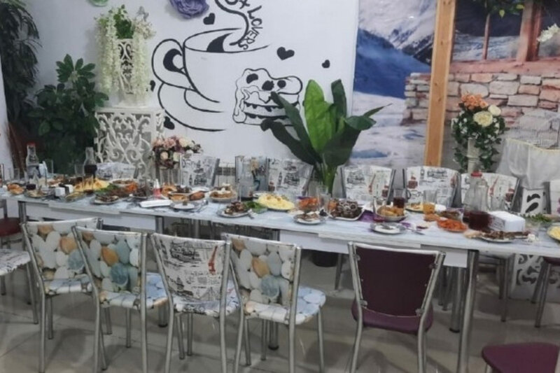 Özünə ad günü keçirən kafe sahibi və qonaqlar cərimələndi - FOTO