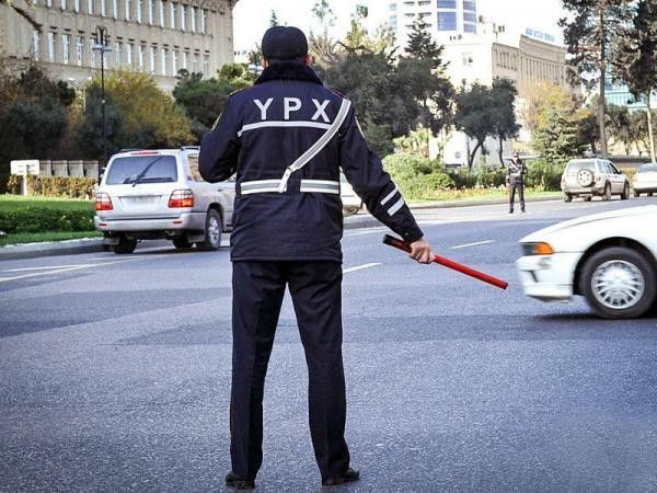 Yol Polisi sürücülərlə xəbərdarlıq etdi