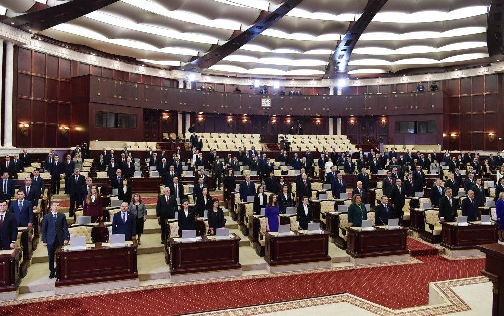 Deputatlar icra başçılarını, nazirləri, baş prokuroru "sorğuya" çəkə bilərlər