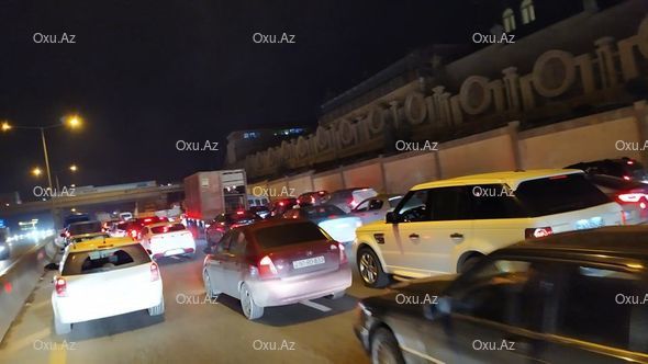 Bakı-Sumqayıt yolunda tıxac: Tbilisi prospektindən Xırdalana qədər - FOTO/VİDEO 