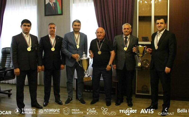 "Neftçi" klubunun Müşahidə Şurasının iclası keçirildi