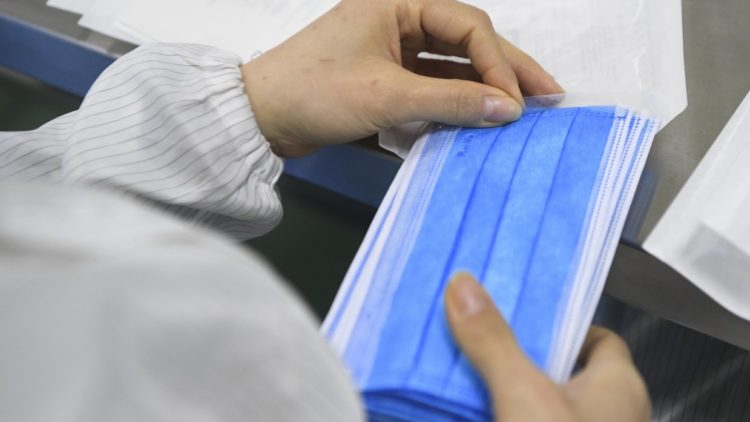 Tibbi maskadan istifadə etməyənlər cərimələndi