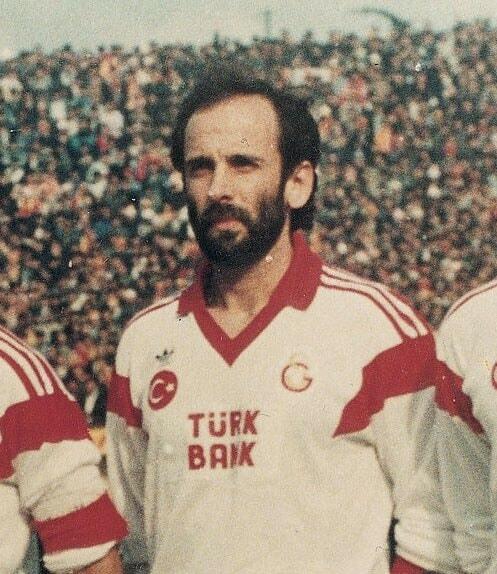 Ağır xəsarət alan "Qalatasaray"ın keçmiş futbolçusu vəfat etdi - FOTO