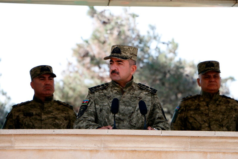 Azərbaycan sərhədçilərinə orden və medallar təqdim edilib - FOTO