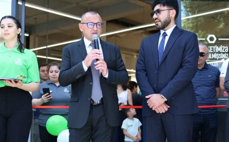 BRAVO Supermarketlər Şəbəkəsi' İsmayıl Hidayətzadə küçəsində yeni mağazasını açdı
