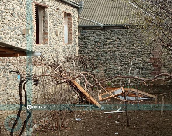 Gəncədə evdə partlayış oldu - FOTO