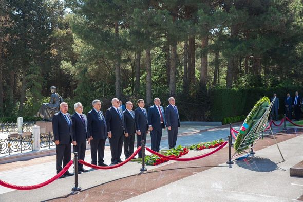 85 il səmada: Azərbaycan Mülki Aviasiyası yubileyini qeyd edir - FOTO