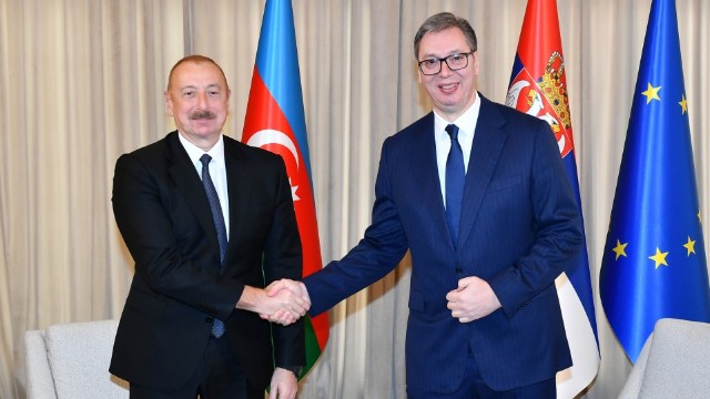 Aleksandar Vuçiç İlham Əliyevi təbrik etdi
