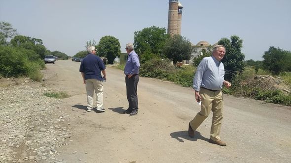 ABŞ-ın "Xəzər Siyasət Mərkəzi"nin nümayəndə heyəti Ağdam məscidini ziyarət edib - FOTO
