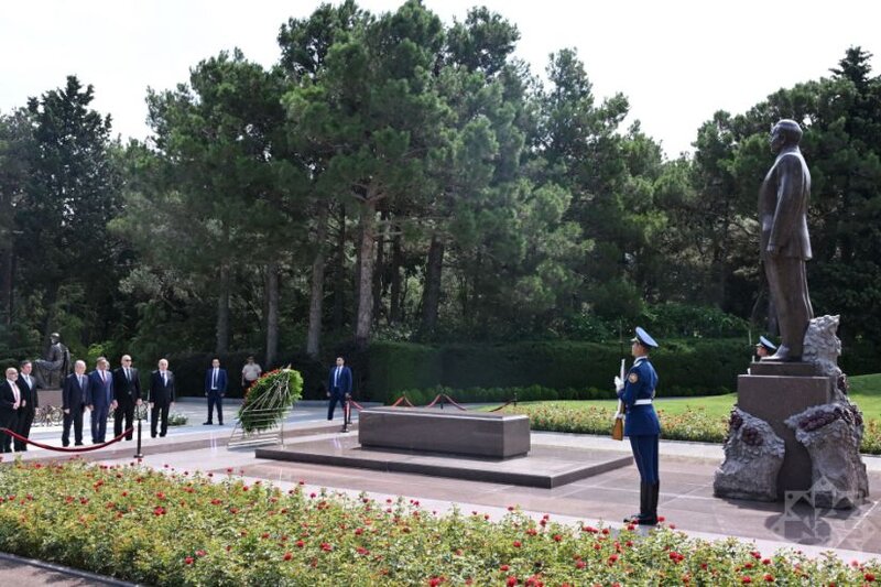 Fələstin dövlətinin Baş naziri Fəxri xiyabanı ziyarət etdi