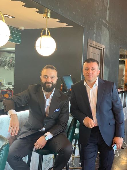 Məşhur "Dinehall" restoranı artıq sizin xidmətinizdədir - FOTO/VİDEO