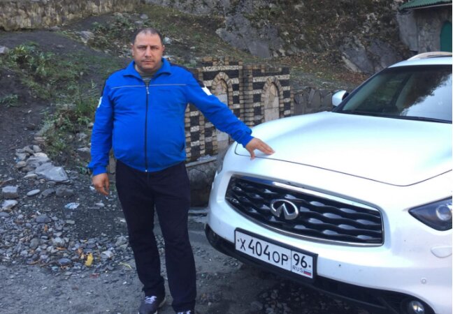 Rusiyada sistemli şovinizm: Səfərovlar ailəsinə divan tutulması və azərbaycanlılara qarşı artan təzyiqin arxasında nə dayanır?
