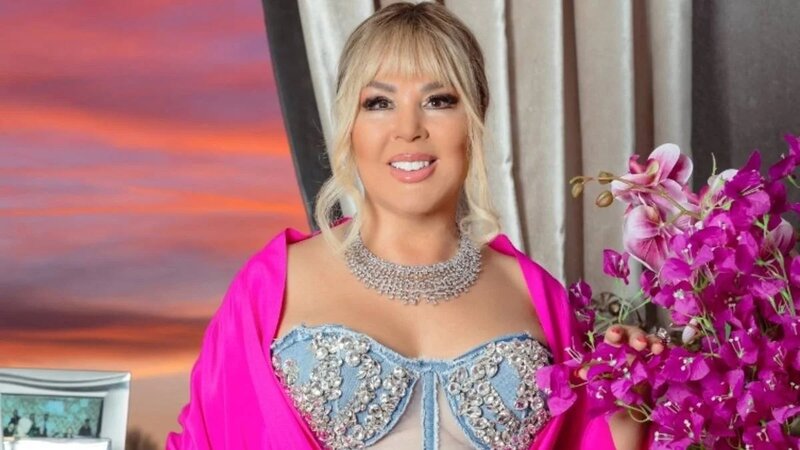 Məşhur müğənni əməliyyat olundu