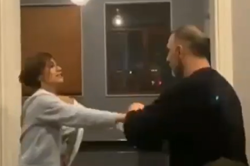 Röya bu dəfə də onunla rəqs etdi - VİDEO