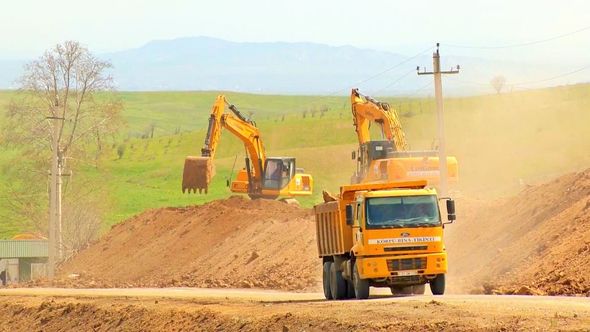 Hadrut-Cəbrayıl-Şükürbəyli avtomobil yolunun tikintisi layihəsi icra olunur - FOTO