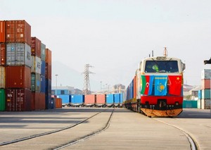 ADY və Çin Dəmir Yolları BTQ-nin potensialının artırılmasına dair razılığa gəlib - FOTOLAR