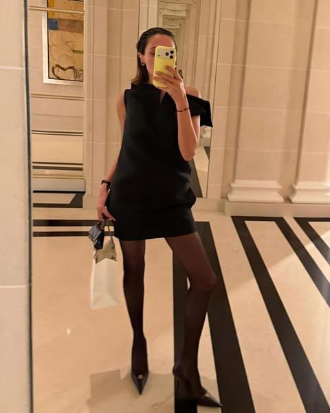 Günay ad gününü Parisdə keçirtdi - Fotolar