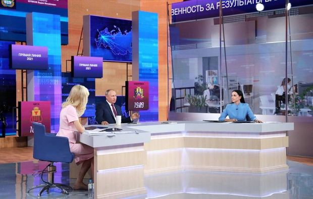 Putin azərbaycanlı jurnalistin suallarını cavablandırır
