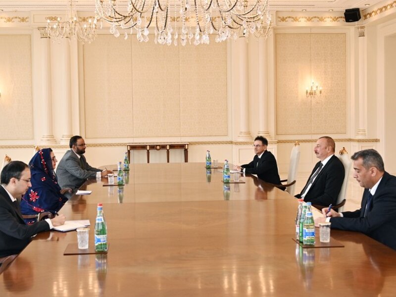 İlham Əliyev Pakistanın müdafiə istehsalatı nazirini qəbul etdi