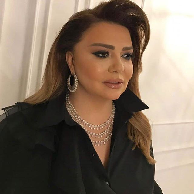 Xalq artistindən etiraf: "Sevdiyim adamın adını telefona yazmıram, o ürəkdədir