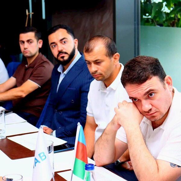 AKİAB üzvlərinin görüşü baş tutub — FOTOLAR
