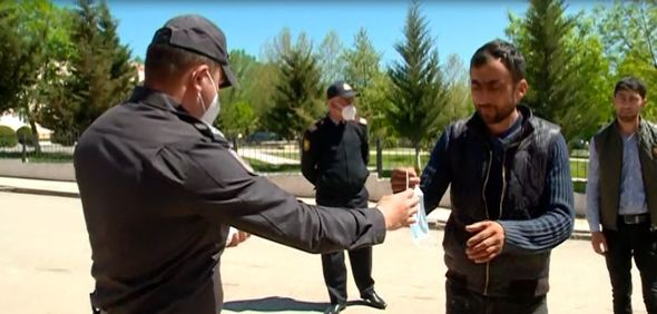 Ağcakənd sakinlərinə tibbi maska paylandı - FOTO