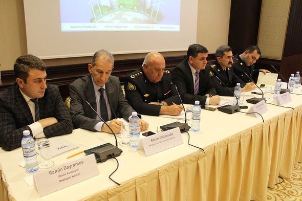 "Yol hərəkətinin təhlükəsizliyinə dair" Dövlət Proqramının icrasının bir illiyinə həsr edilmiş MÜZAKİRƏ