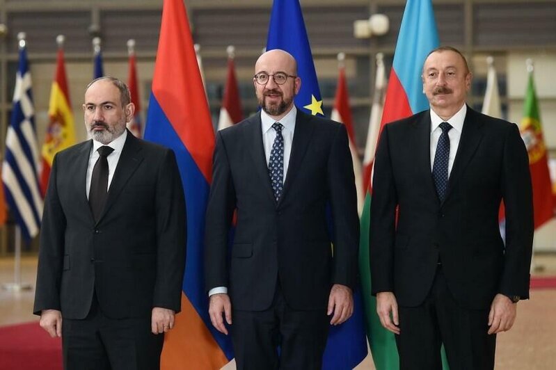 Aİ İlham Əliyev, Paşinyan, Makron, Şolts və Mişelin Kişineuda 