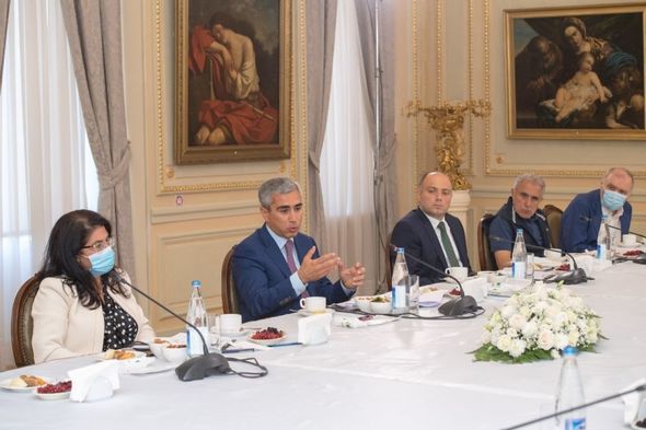 Anar Ələkbərov bir qrup tanınmış mədəniyyət və incəsənət xadimi ilə görüşüb - FOTO