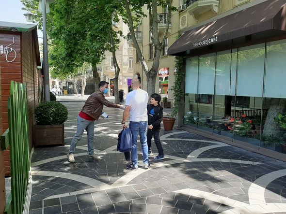 Bakı parkları yenidən açılışa hazırlaşır - FOTO
