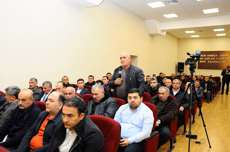 Göygöldə sahibkar və fermerləri maraqlandıran məsələlər müzakirə edildi - FOTOLAR