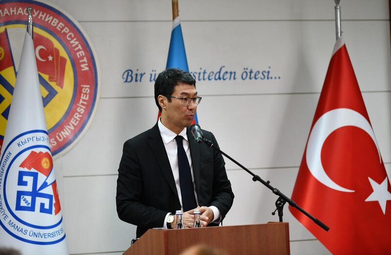 Qırğız-Türk Manas Universitetində Zəfər Gününün 5-ci ildönümünə həsr olunmuş tədbir keçirilib - FOTOLAR