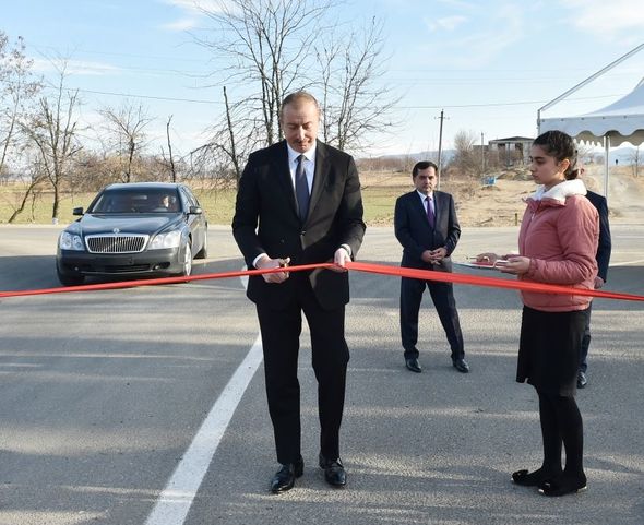 Prezident İlham Əliyev Daş Salahlı-Ürkməzli-Dəmirçilər avtomobil yolunun açılışında - FOTO