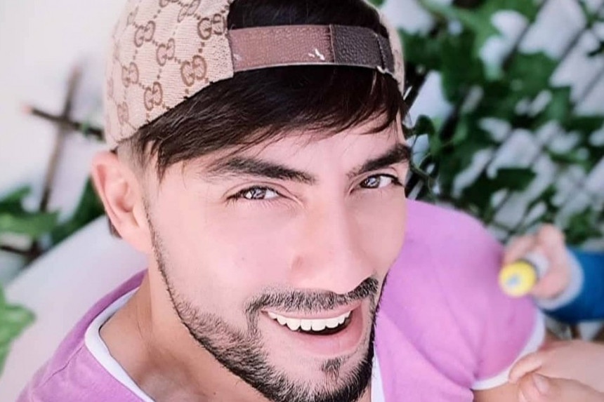 Azərbaycanlı müğənni: "Deyirlər ki, çox iyrəncsən"