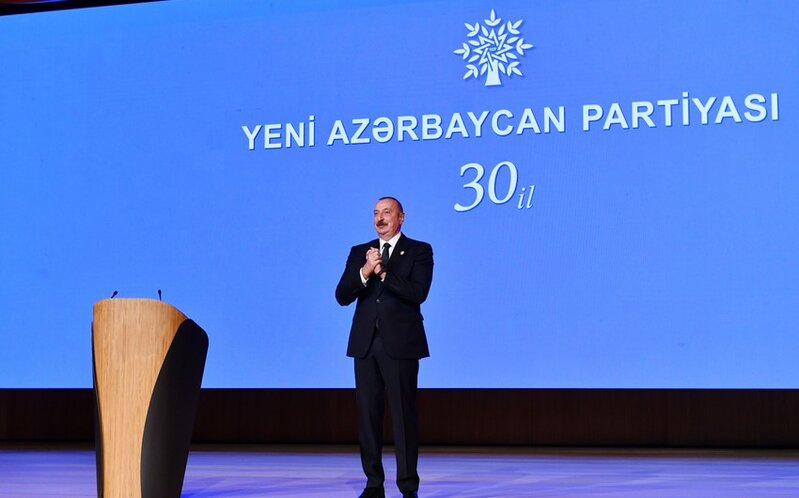 Azərbaycan lideri: 'Ulu Öndərin həyatı, fəaliyyəti bir fədakarlıq nümunəsi idi