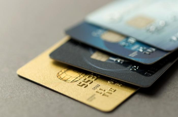 Kartlardan pul silinməsi ilə bağlı müəmma: Bank sistemindəki nasazlıq, yoxsa?